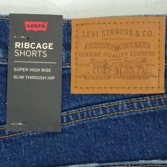 Levi's Cutoff Straight Fit Shorts Size 31 Premium Ribcage Ultra-High Rise - Picture 12 of 12
